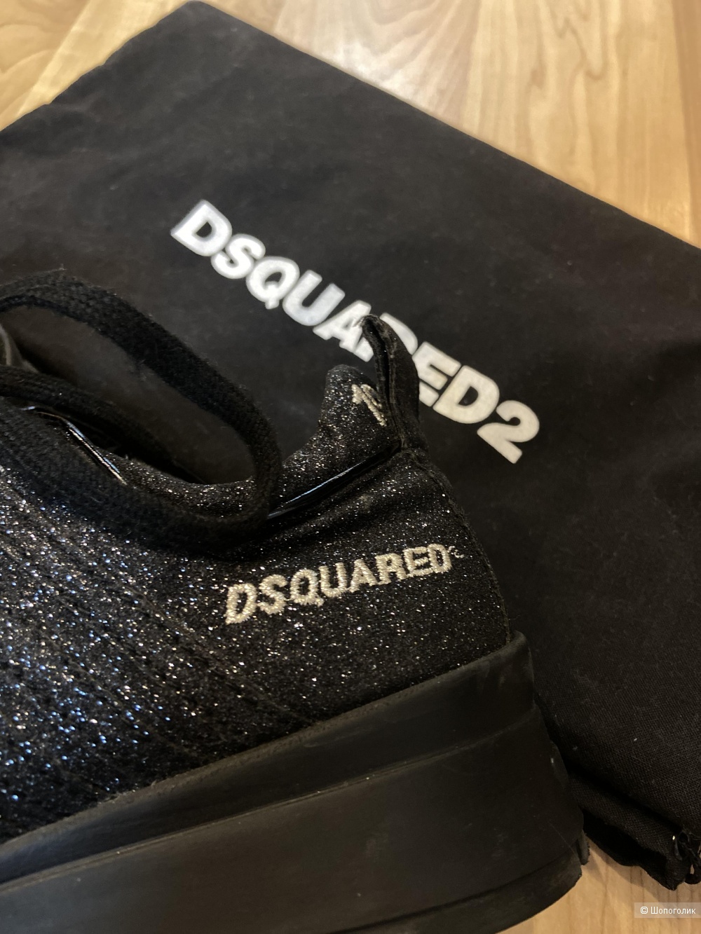 Кроссовки DSQUARED2 размер 36,5