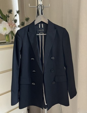 Пиджак(блейзер) MASSIMO DUTTI , р. EUR 34