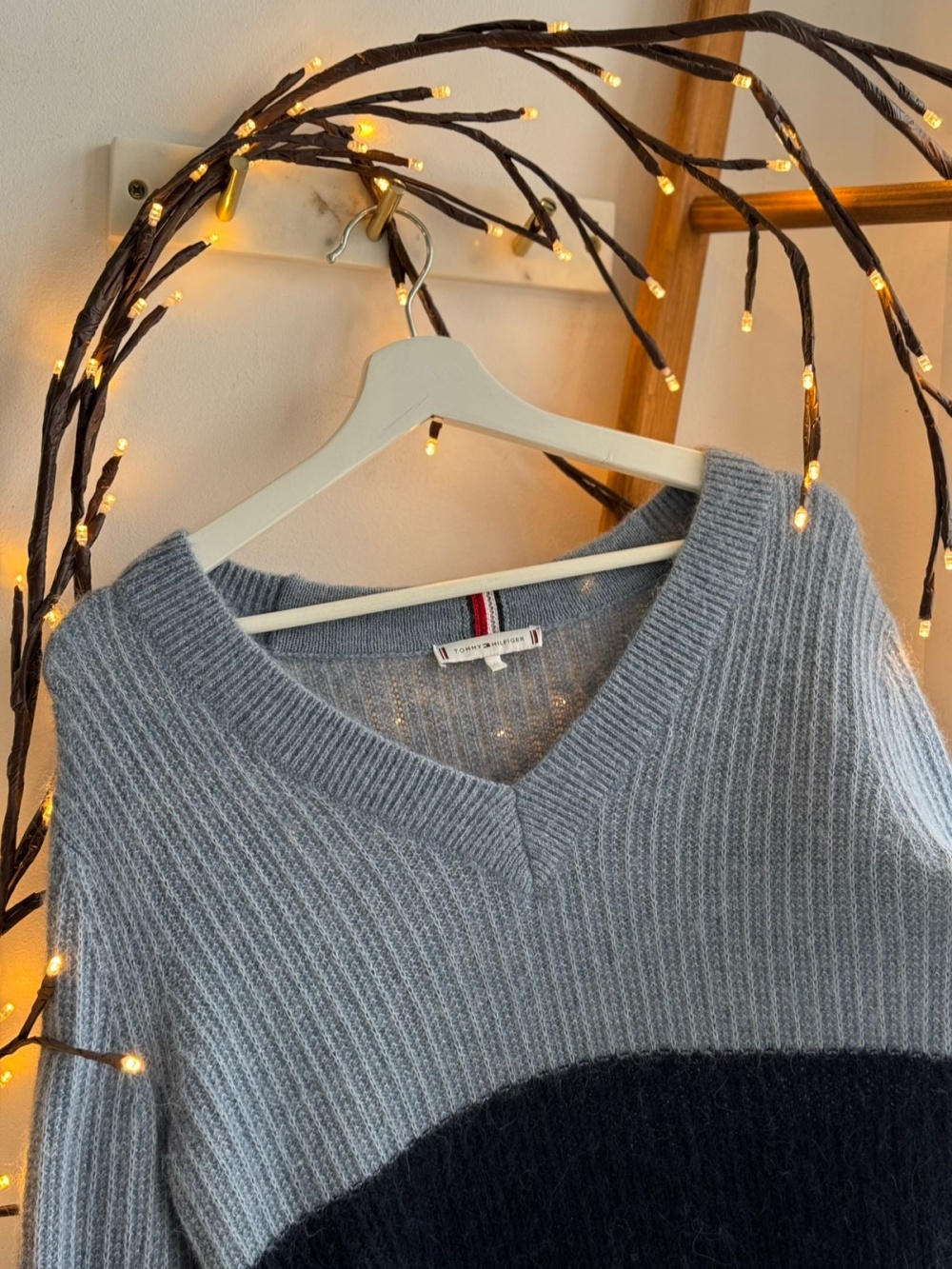 Свитер Tommy Hilfiger размер М