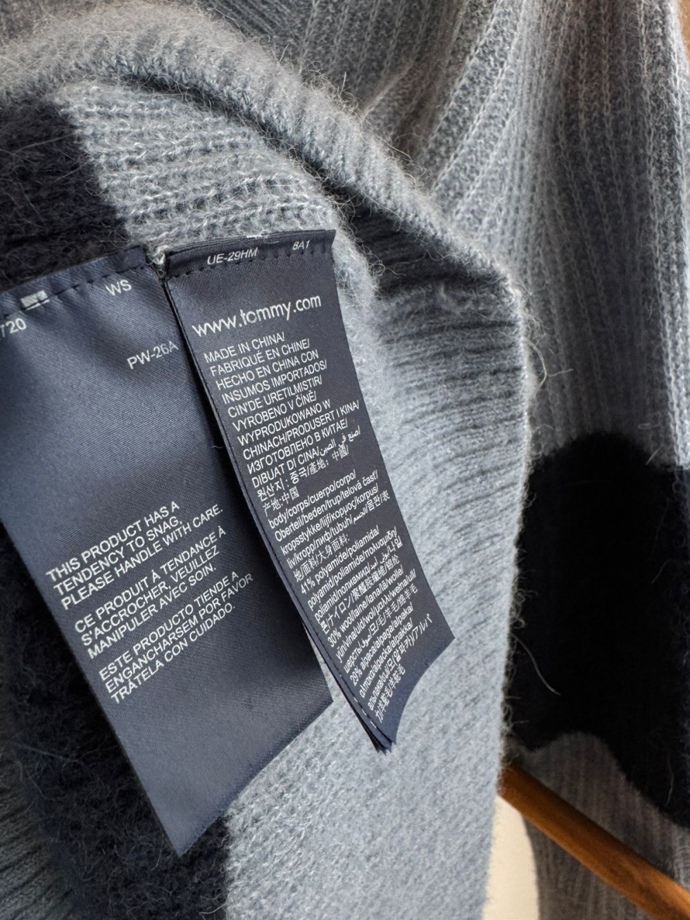 Свитер Tommy Hilfiger размер М