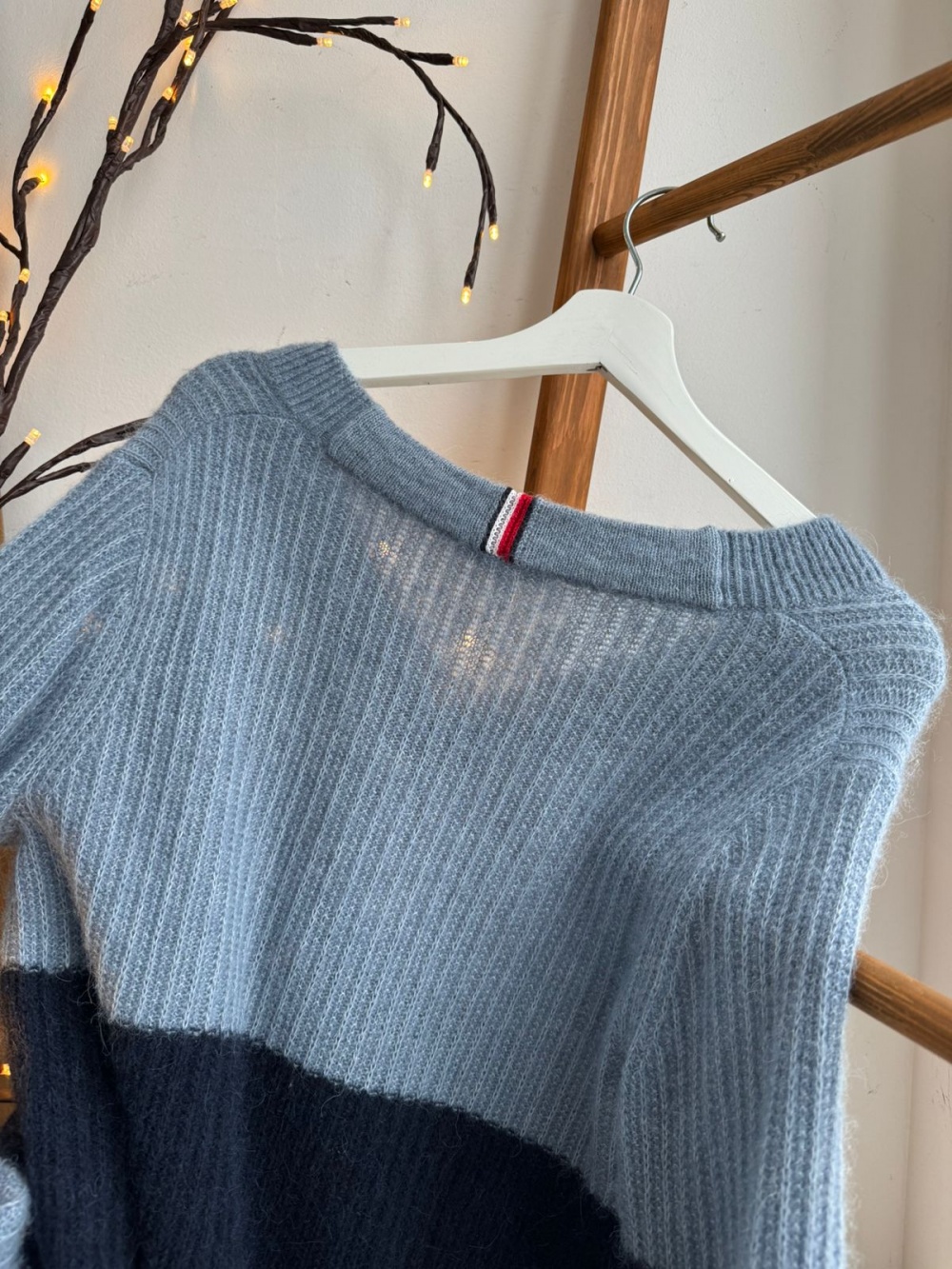 Свитер Tommy Hilfiger размер М