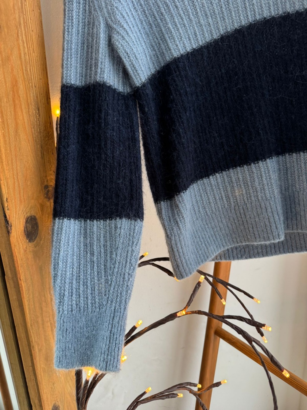 Свитер Tommy Hilfiger размер М