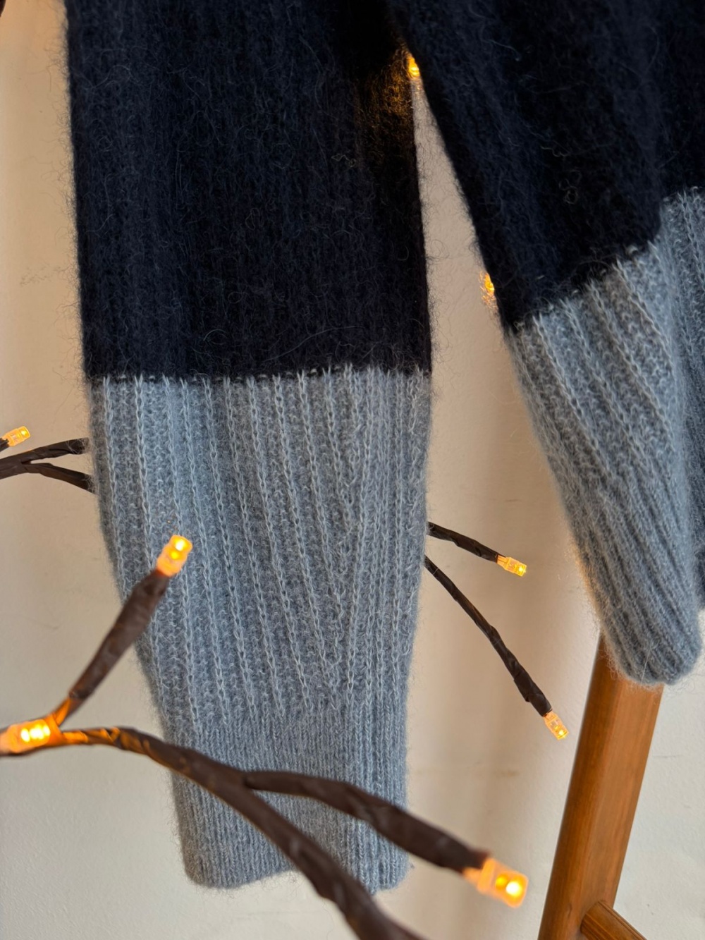 Свитер Tommy Hilfiger размер М