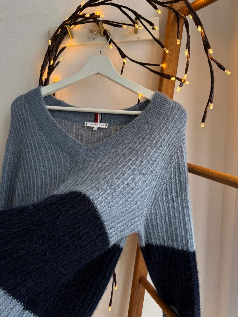 Свитер Tommy Hilfiger размер М