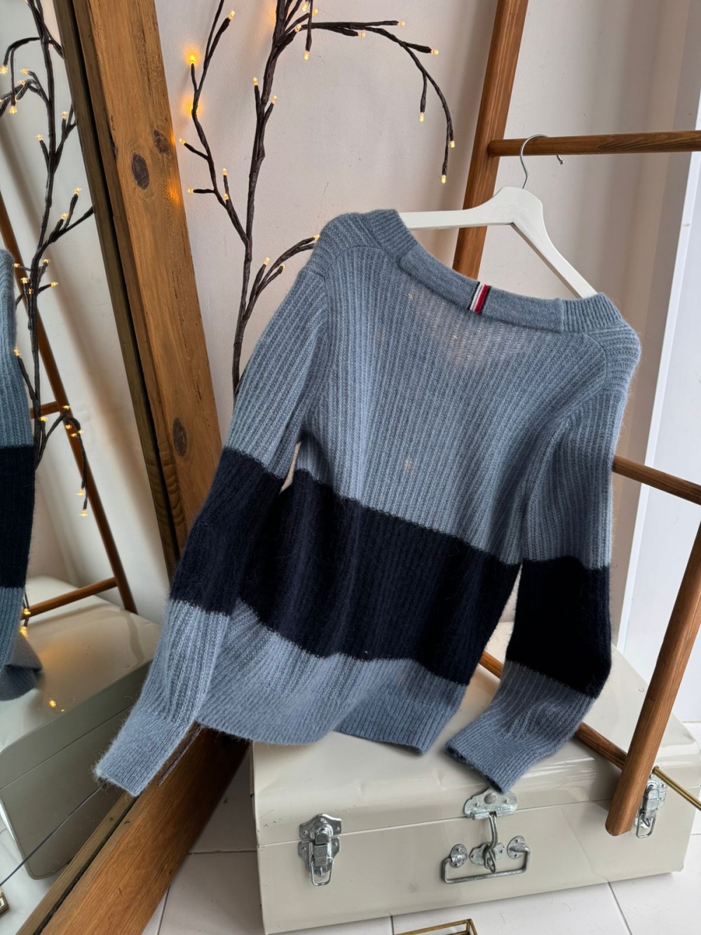 Свитер Tommy Hilfiger размер М