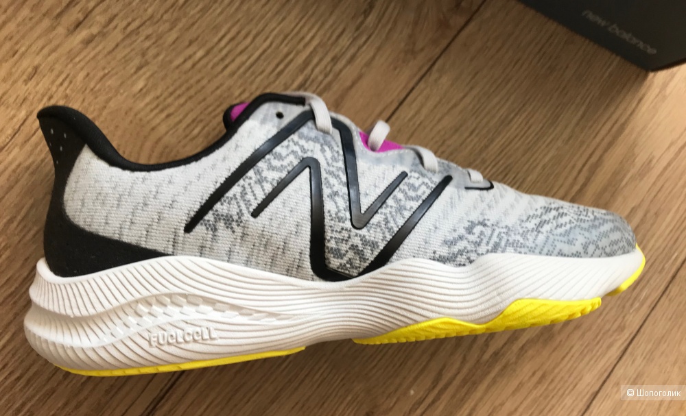 Кроссовки New Balance FuelCell, 6.5 (36.5)