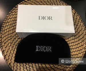 Новая бархатная косметичка Dior