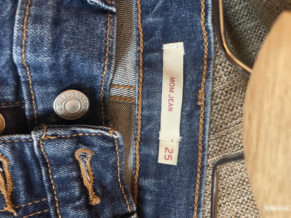 Джинсы Levi’s Mom 25/26