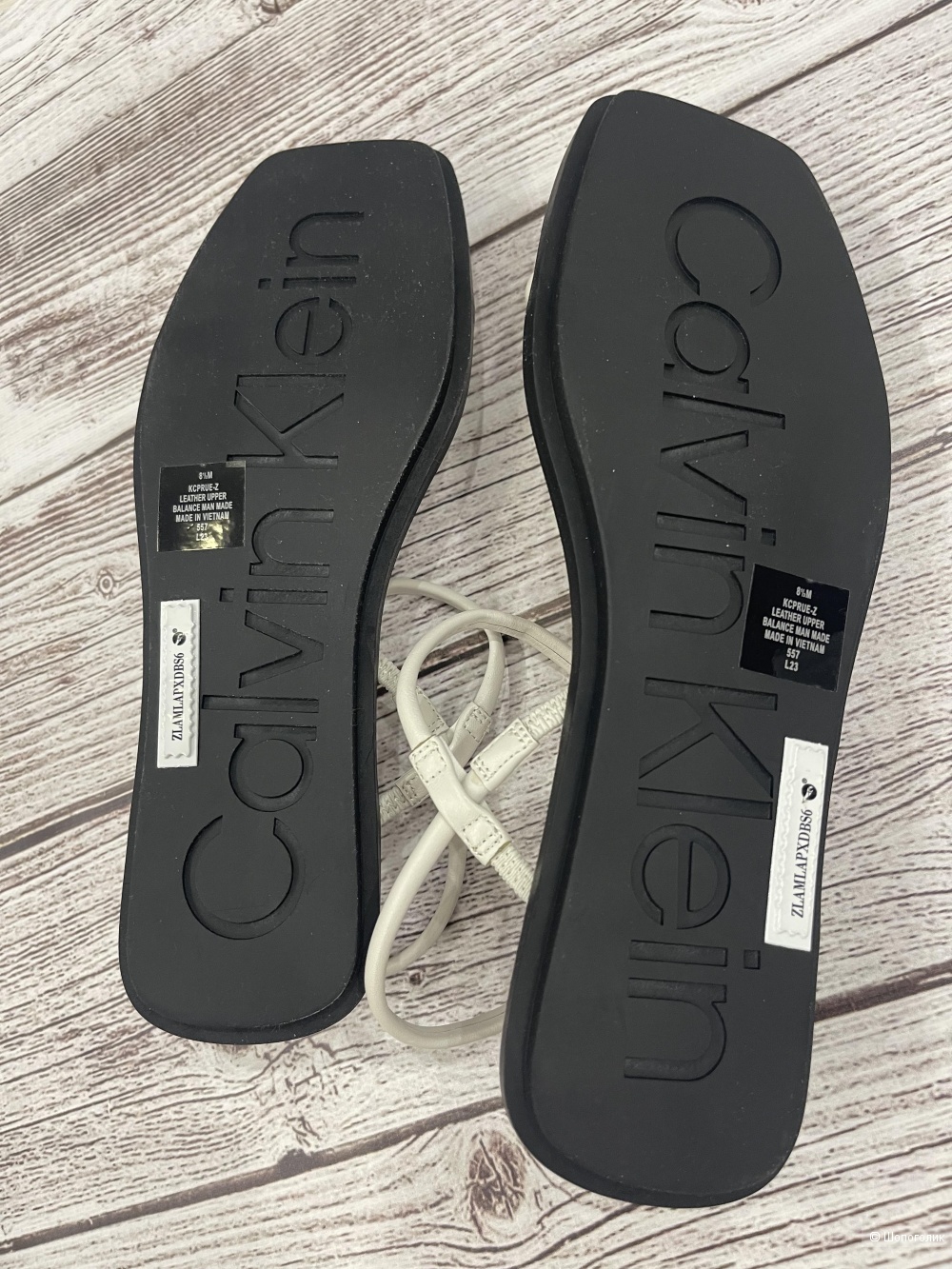 Босоножки Calvin Klein US8,5/38