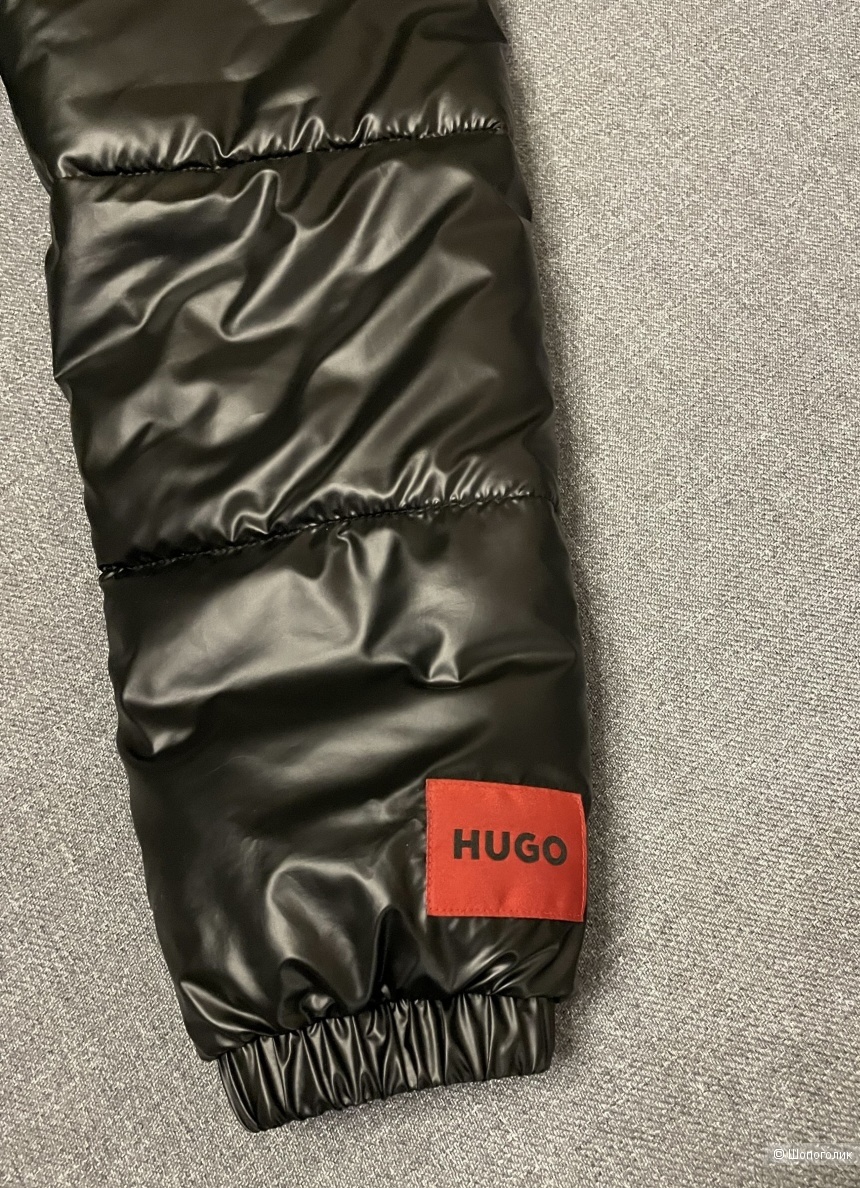 Куртка HUGO XS ( большемерит)