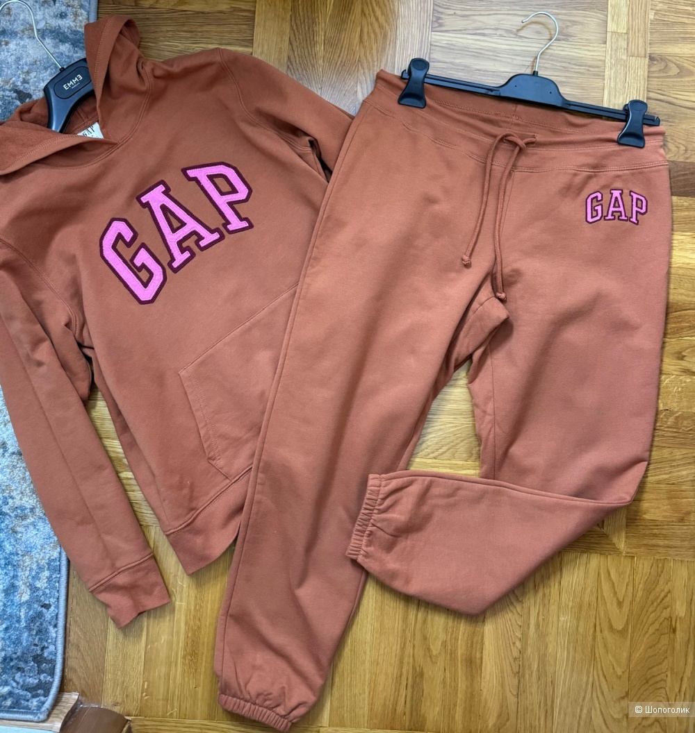 Спортивный костюм Gap, М