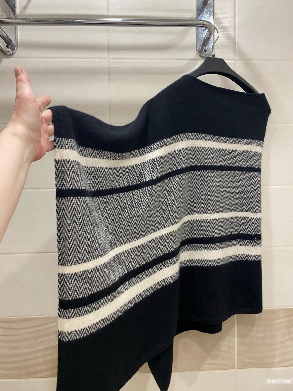 Пончо Charter Club Cashmere Chevron Striped Poncho One – Sienna.Размер ONE SIZE