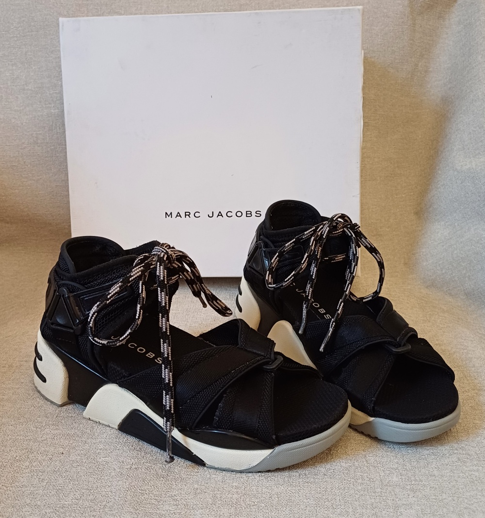 Кроссовки открытые, сандалии Marc Jacobs, 38-39