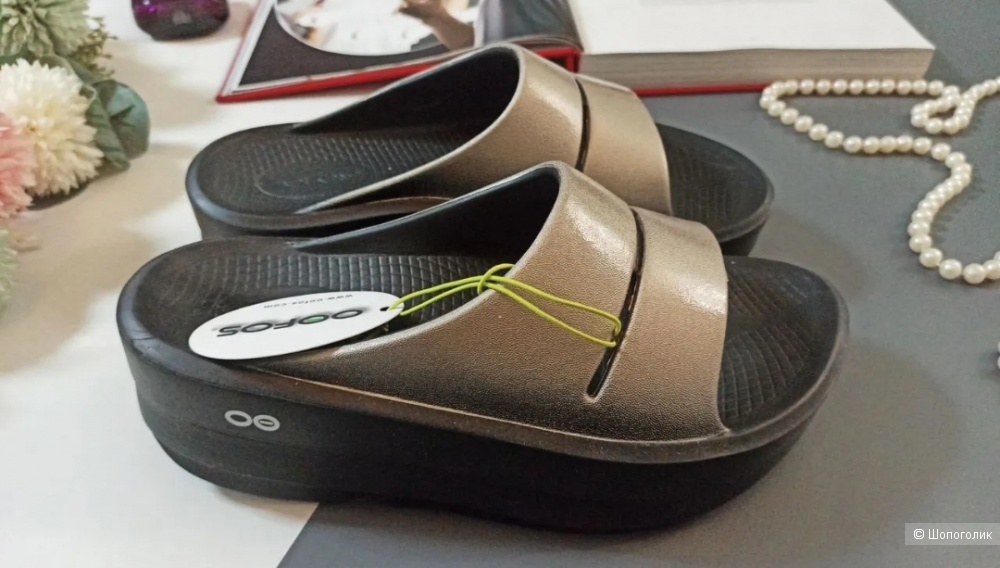 Женские амортизирующие сандалии OOFOS 38р