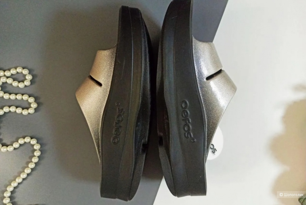 Женские амортизирующие сандалии OOFOS 38р