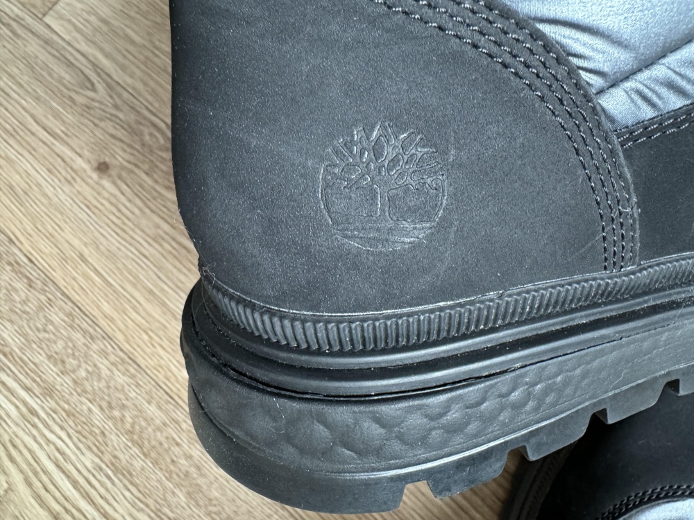 Новые сапоги Timberland, размер 36,5