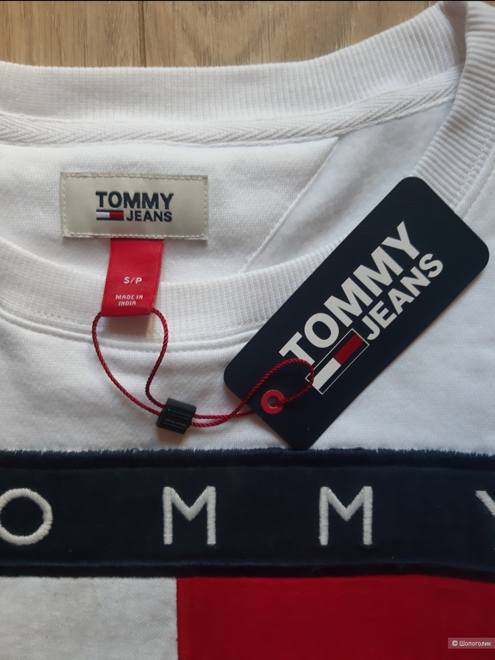Худи женское оригинал Tommy hilfiger (размер S)