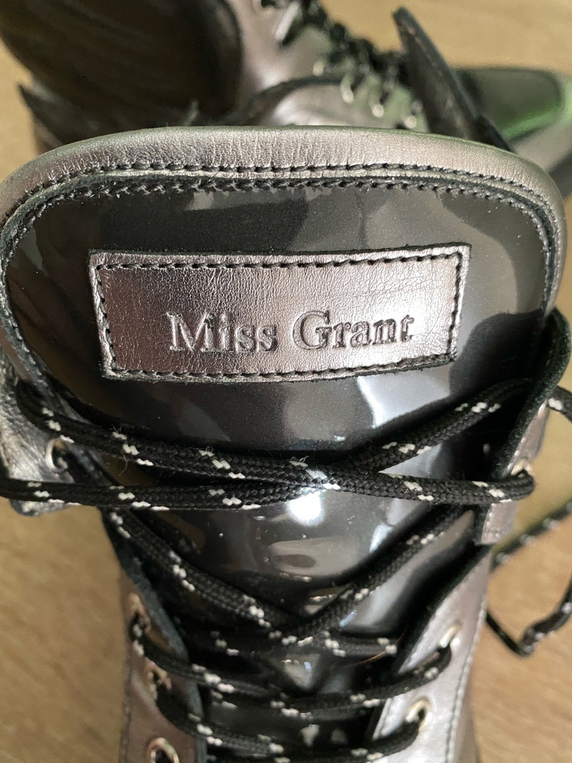 Ботинки, высокие кроссовки Miss Grant, размер 38