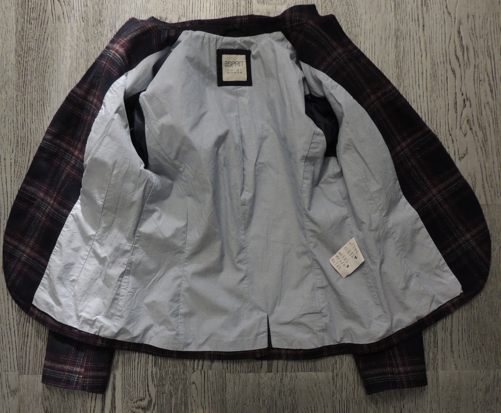 Пиджак Esprit. 44 размер