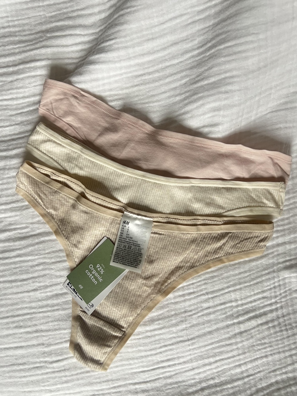 Набор трусиков-танга H&M (S, RUS 42)