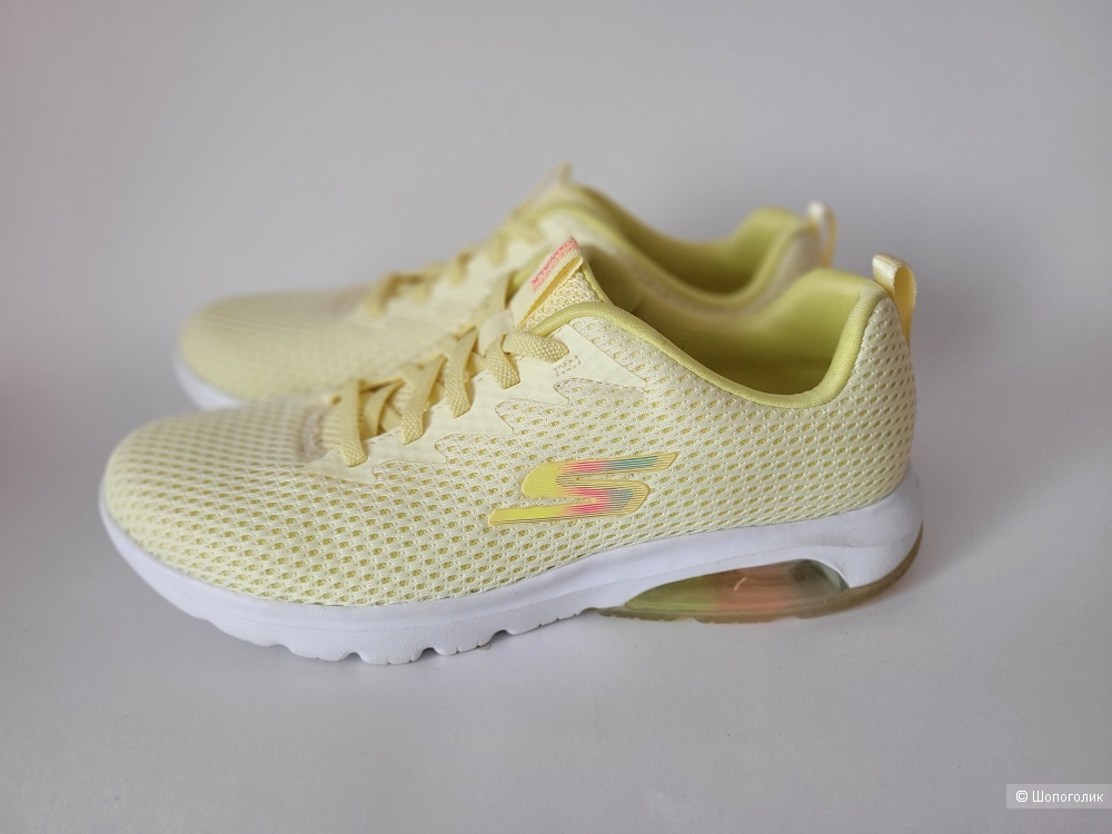 Кроссовки Skechers размер 8US / 38EU