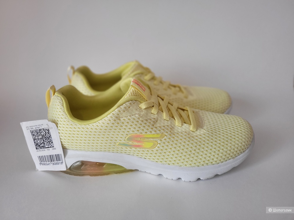 Кроссовки Skechers размер 8US / 38EU