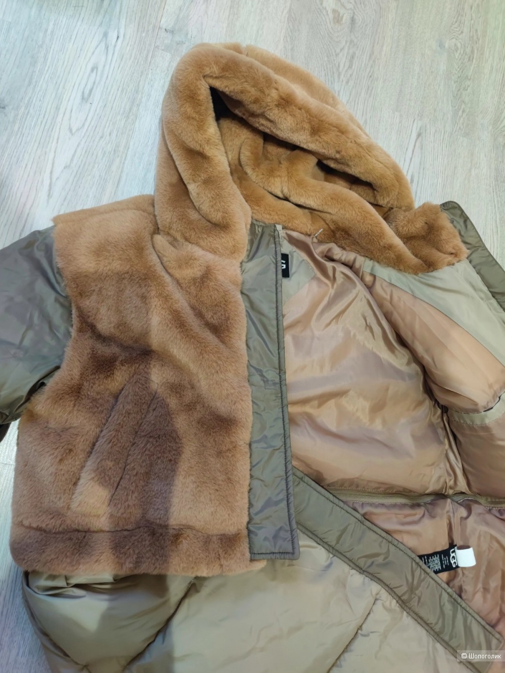 Пальто Ugg Australia S