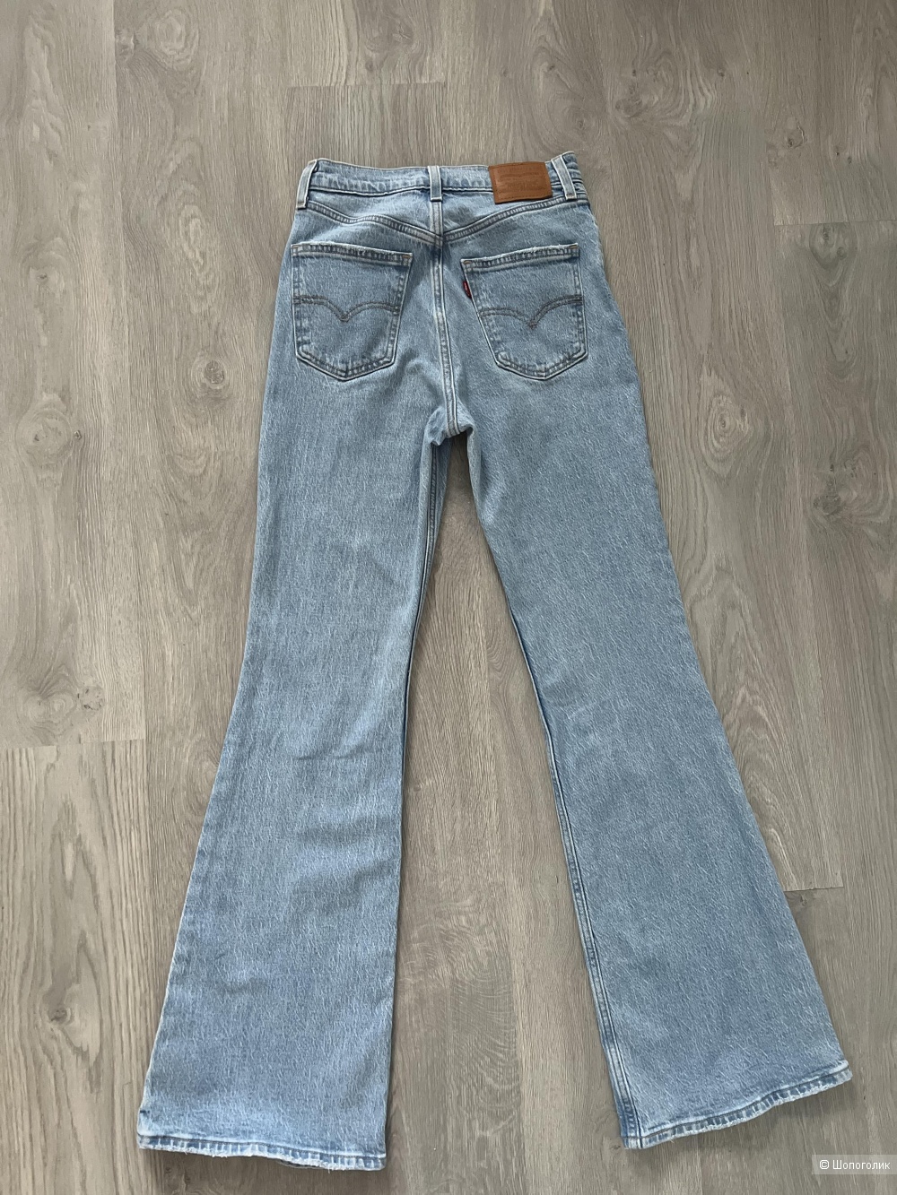 Джинсы Levi’s 70’s high flare размер 25