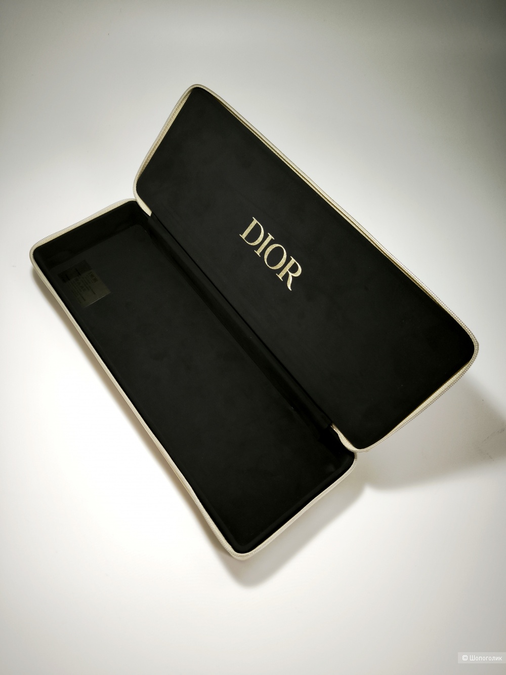 Кейс Christian Dior