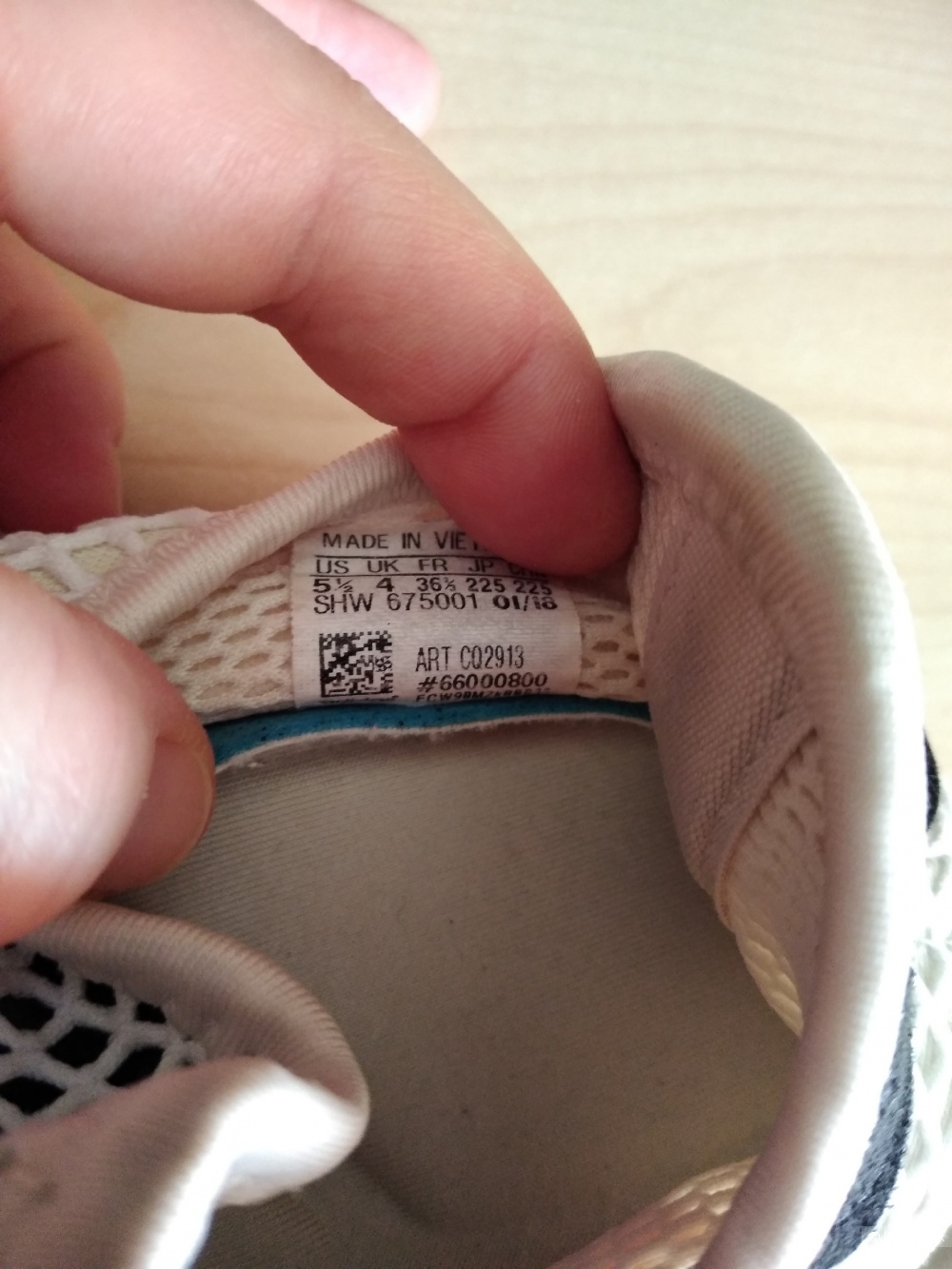 Кроссовки Adidas Deerupt Runner. Размер: UK 4, US 5 1/2, 36 (стопа 23 см).