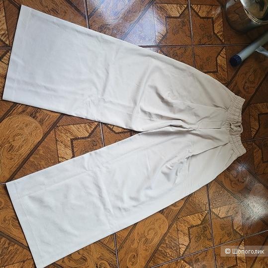 Костюм Max Mara, xs, большемерит