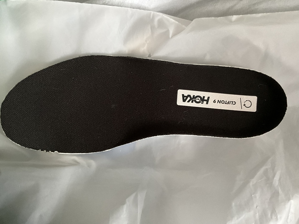 Кроссовки р.41 1/3 (26 см), hoka one one clifton9