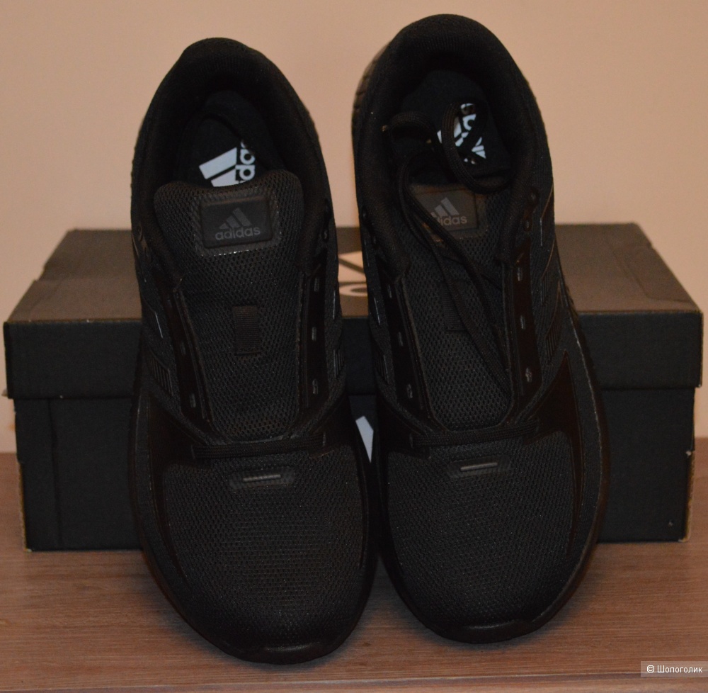 Кроссовки Adidas размер 40 оригинал