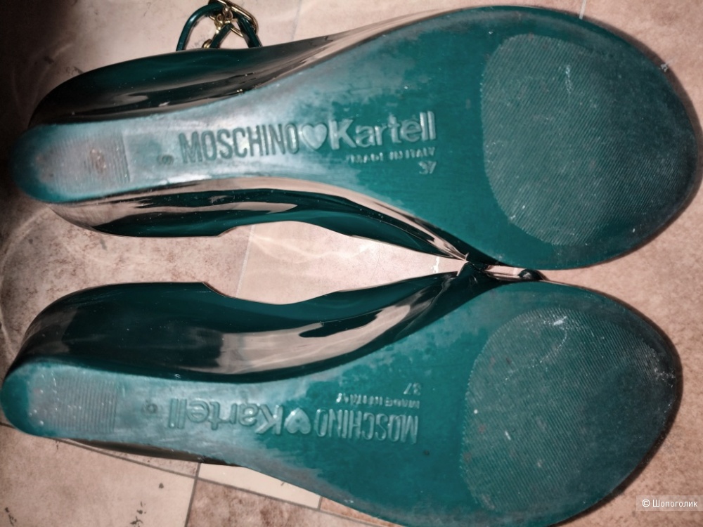 Босоножки Moschino / 37