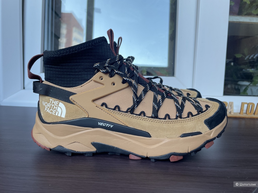 The north face кроссовки р.40-40,5