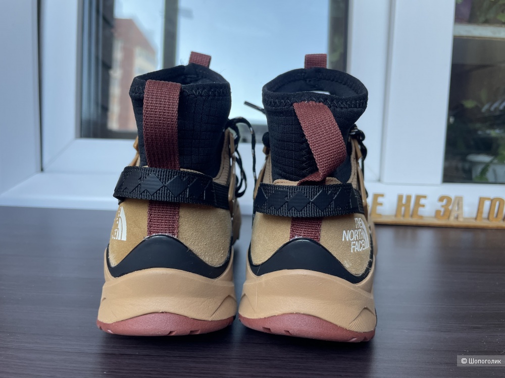 The north face кроссовки р.40-40,5