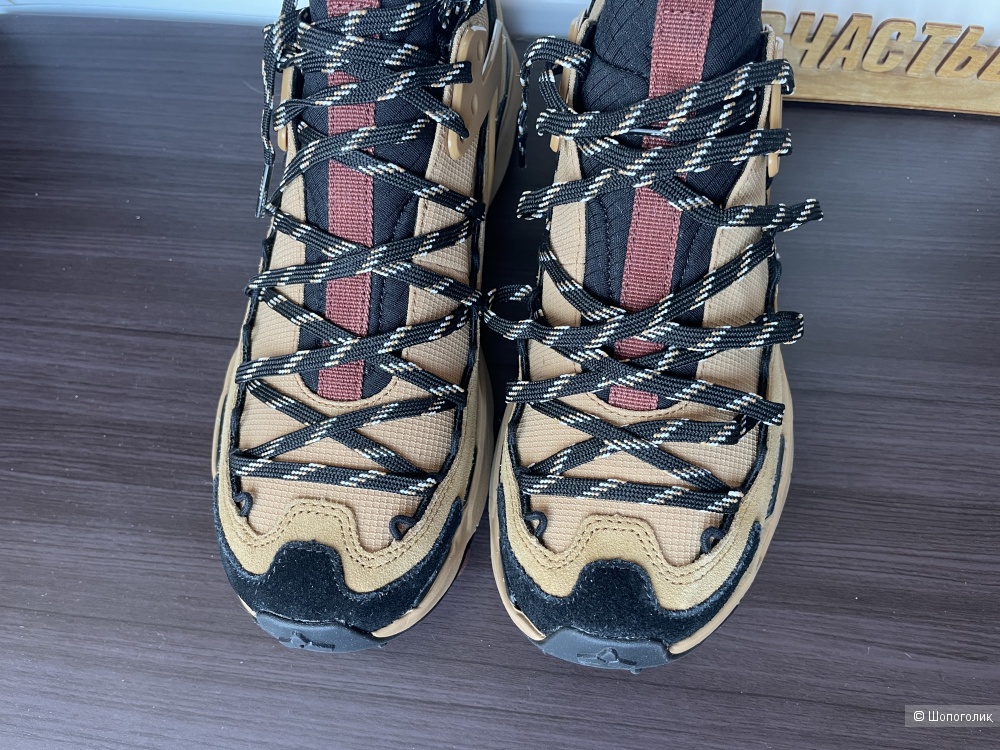 The north face кроссовки р.40-40,5