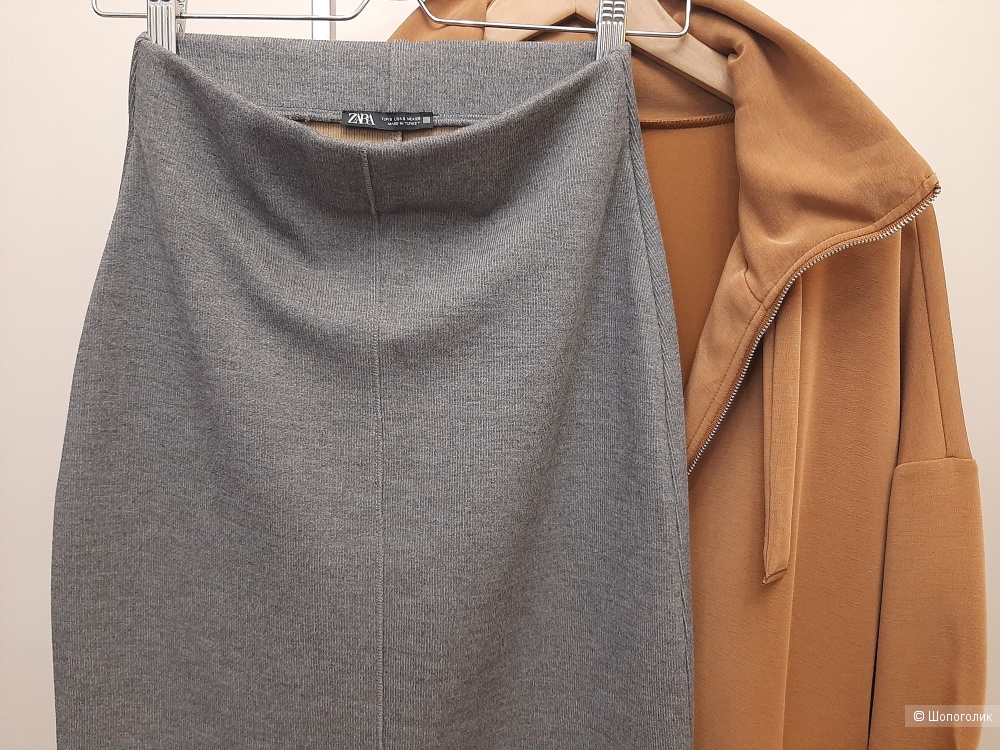 Трикотажная юбка макси ZARA S