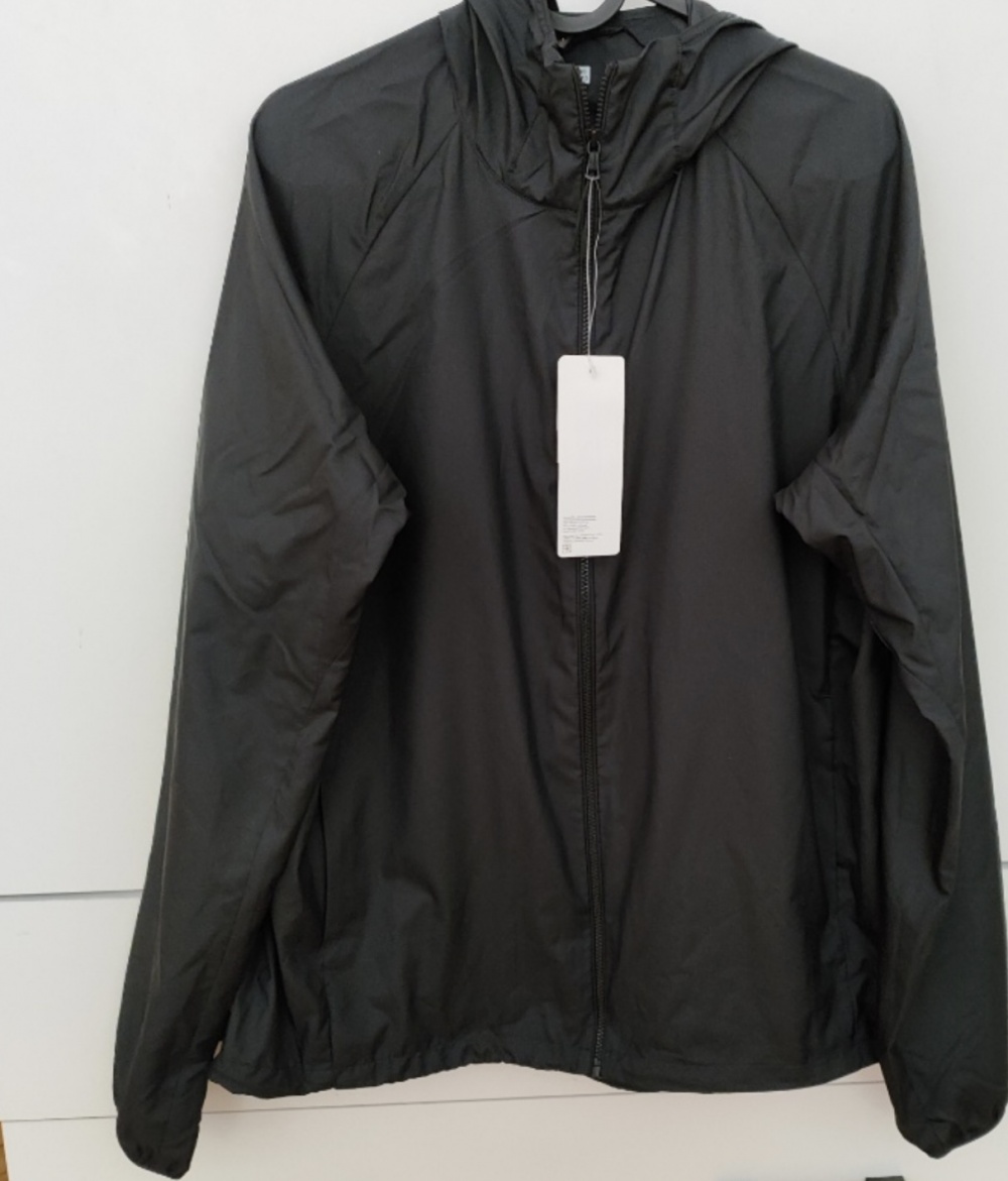 Ветровка Uniqlo, р. xl