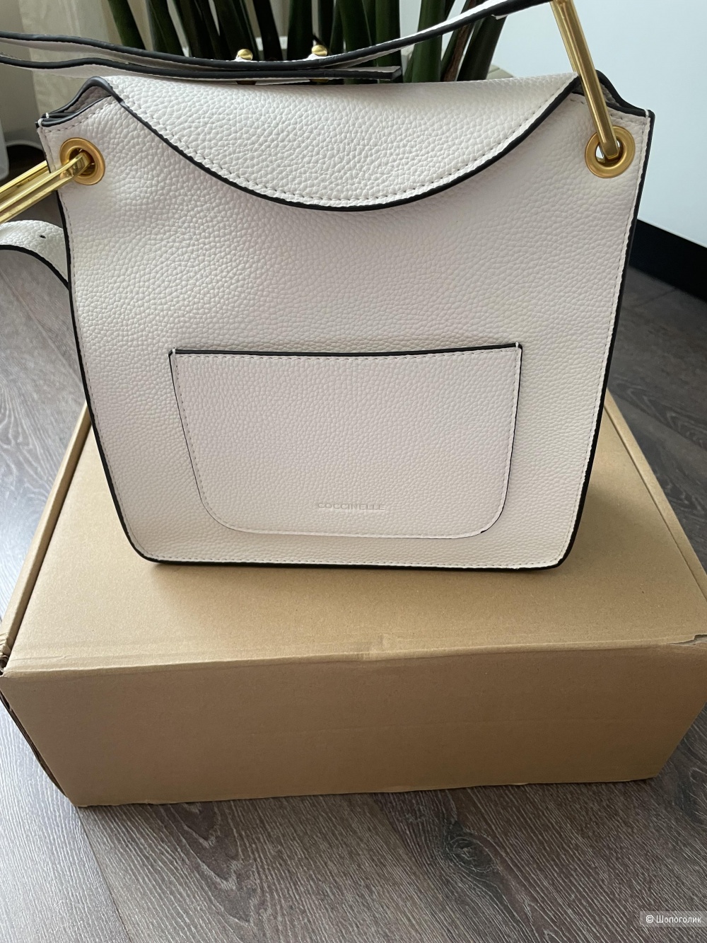 Сумка Coccinelle, 25 на 25 см