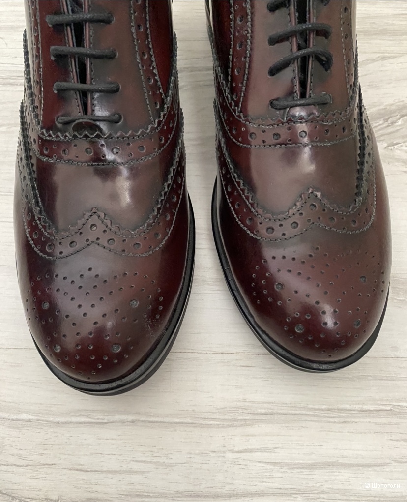 Броги Pollini 37