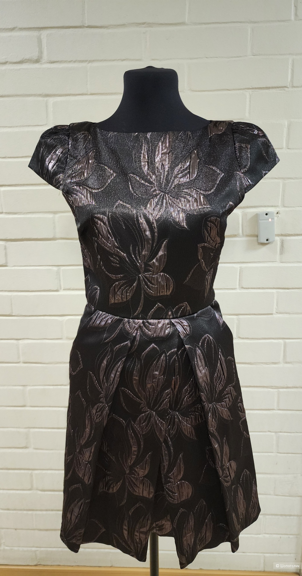 Набор (2 платья и лонгслив) 3 шт. Alice + Olivia, MNML,Pepe Jeans,р.XS