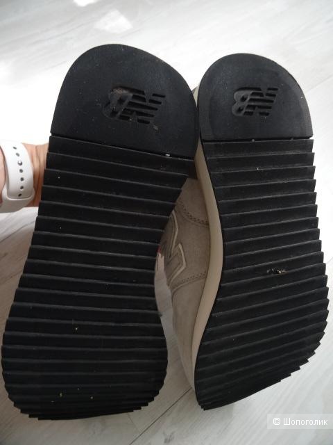 Кроссовки New Balance , размер  US 8.5 (39)