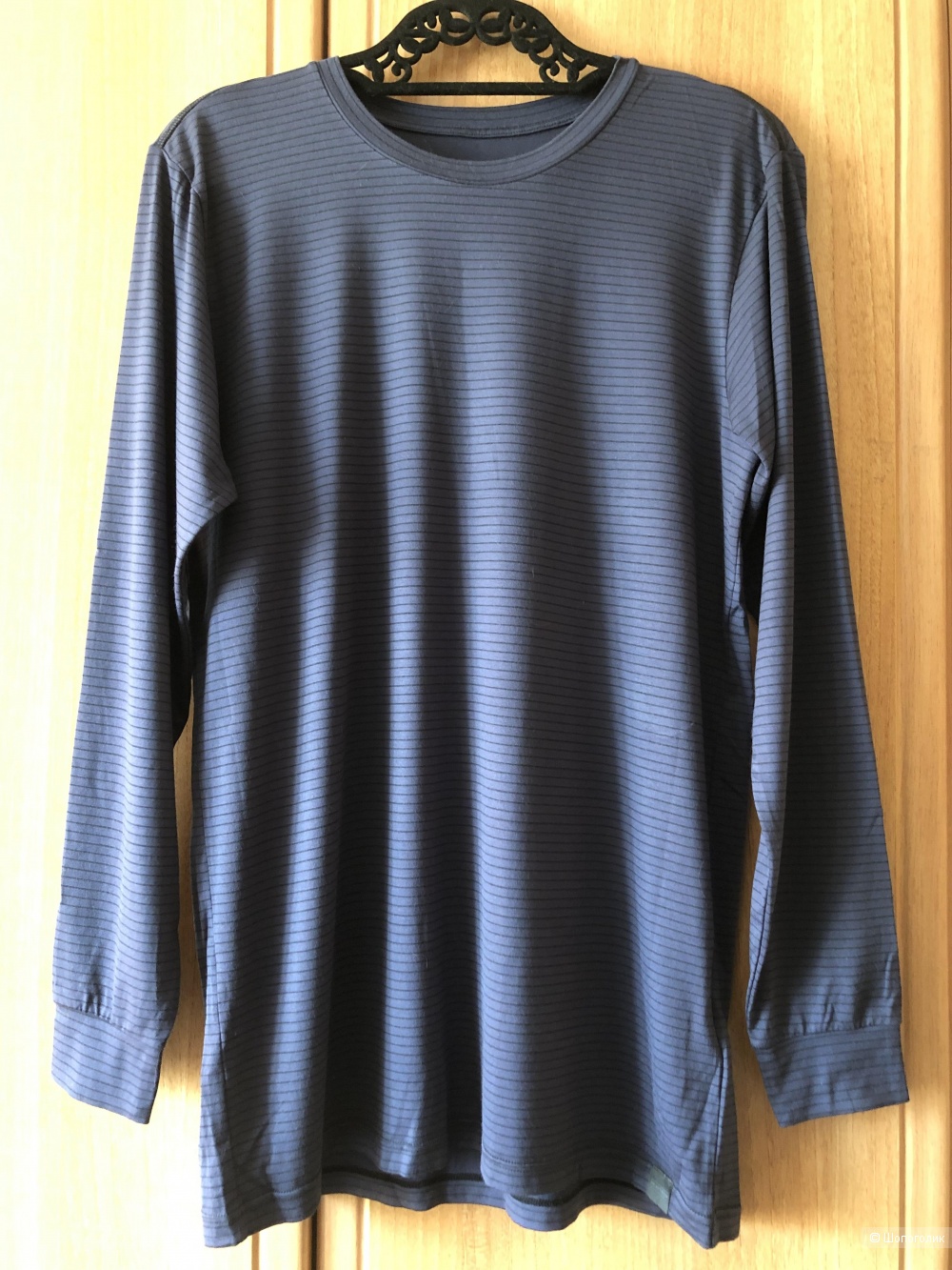 Лонгслив мужской Uniqlo, размер 50.