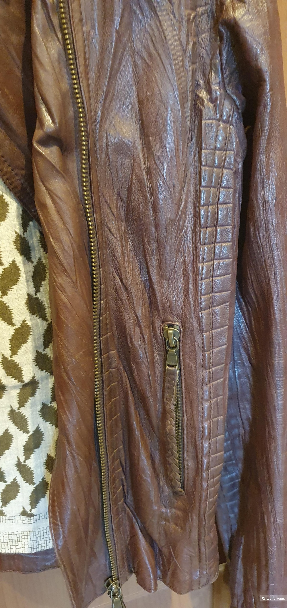 Кожаная куртка Guess, размер М