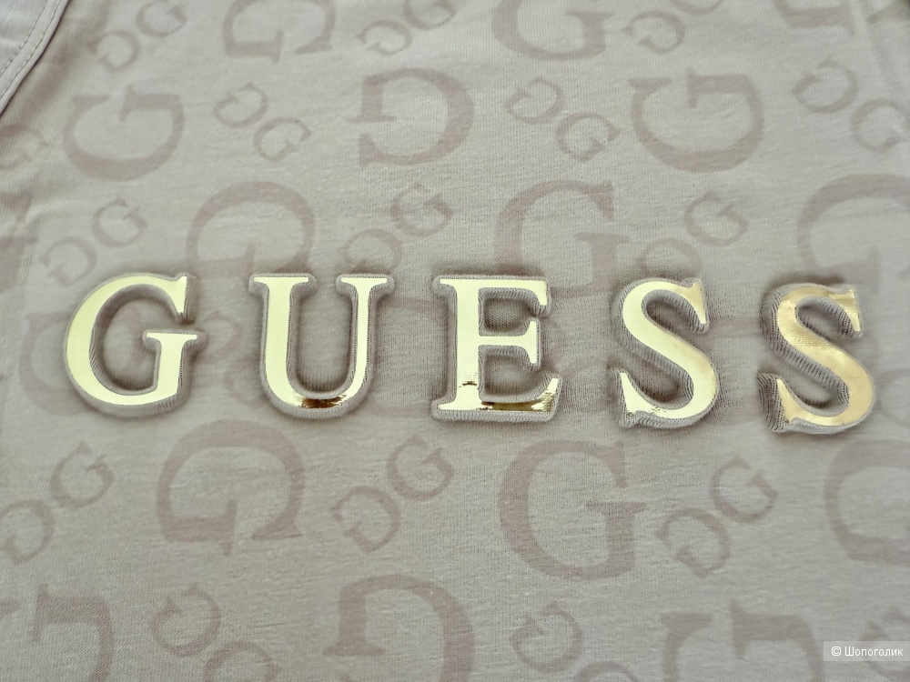 Топ Guess, размер М.