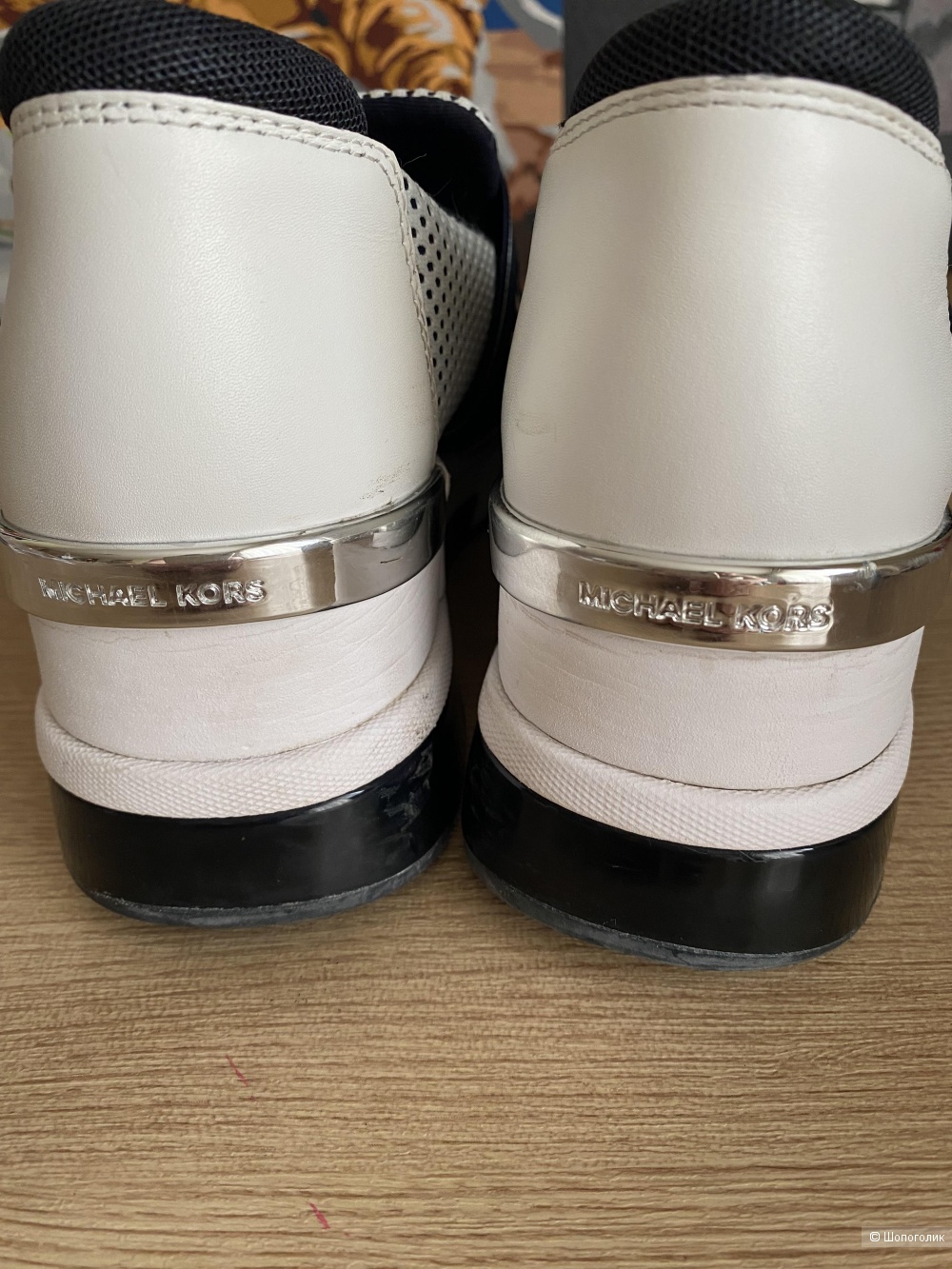 Кроссовки Michael Kors 38.5