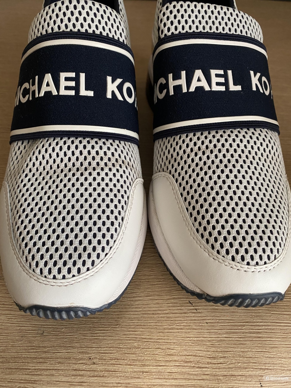Кроссовки Michael Kors 38.5