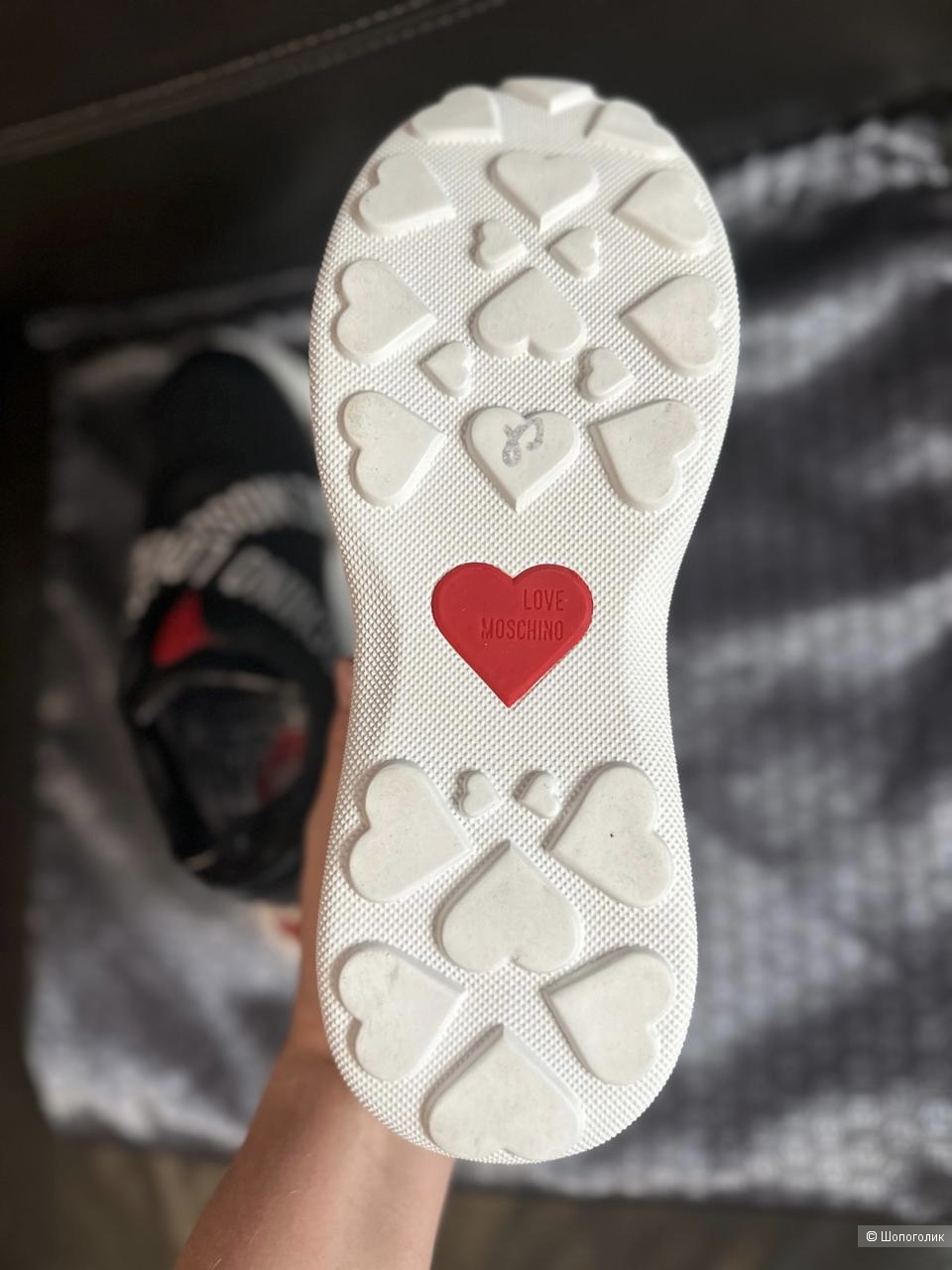 Кроссовки Love MOSCHINO 39