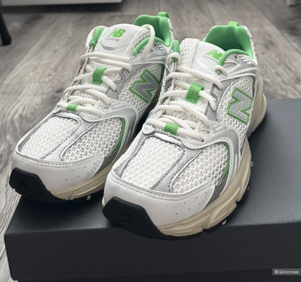 New balance кроссовки 39